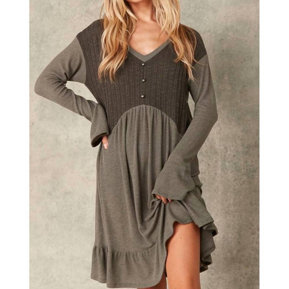 NEW SUGARFOX two-tone ruffle hem knit dress in olive